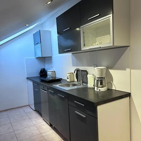 Wicko - - Z Aneksem - Widok Na Zalew Szczecinski Gospodarstwo wiejskie *